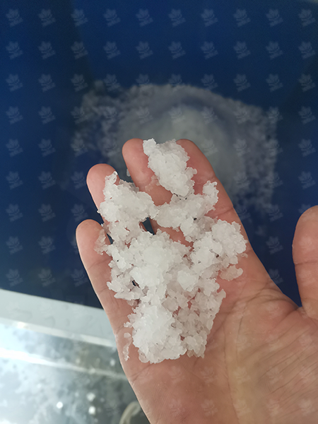 雪花颗粒冰